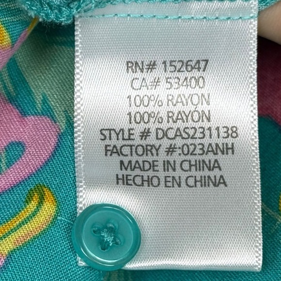 VALOR COLLECTION Men's 100% Rayon Hawaiian Shirt, All Over Flamingo Print Size M - Picture 7 of 7